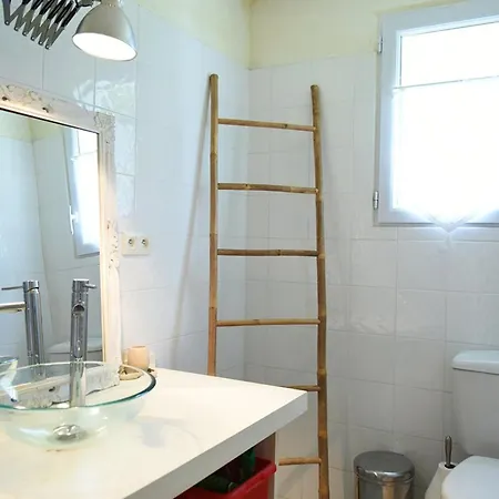 Maison Cosy Pres Du Centre Des Portes-en-re, 2 Chambres, Forfait Menage Inclus * Les Portes-en-Re